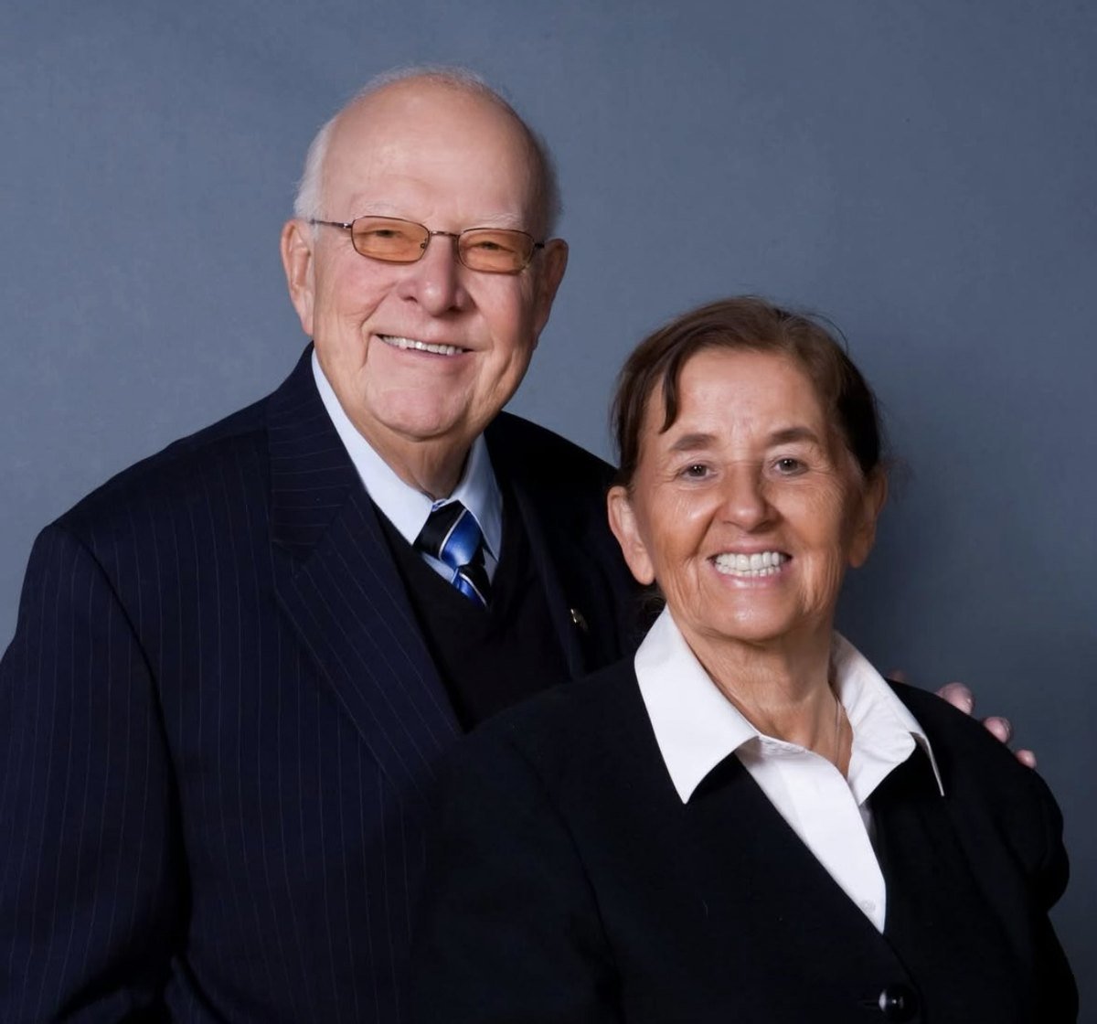 Bishop Frank and Pastor Ruth Munsey